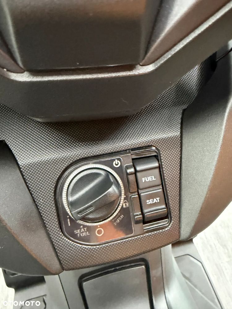 Honda NSS - 34