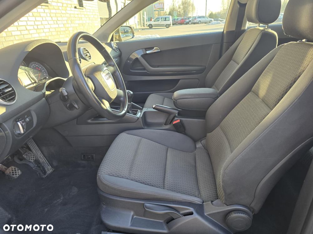 Audi A3 3-drzwiowe 2.0 TDI Quattro Ambiente - 20