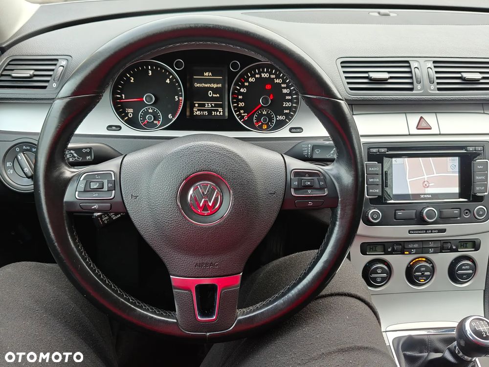 Volkswagen Passat Variant - 22