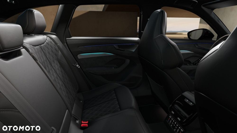 Audi A6 Avant TFSI mHEV Quattro S tronic - 12