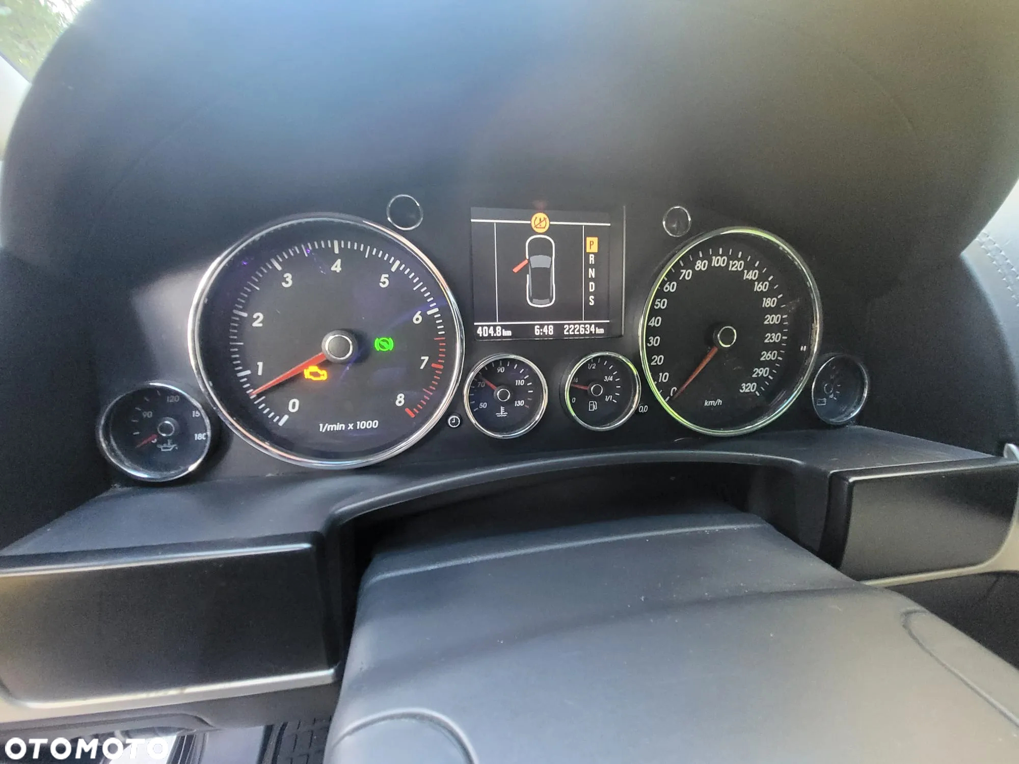 Volkswagen Touareg 4.2 V8 Automatik Individual - 14