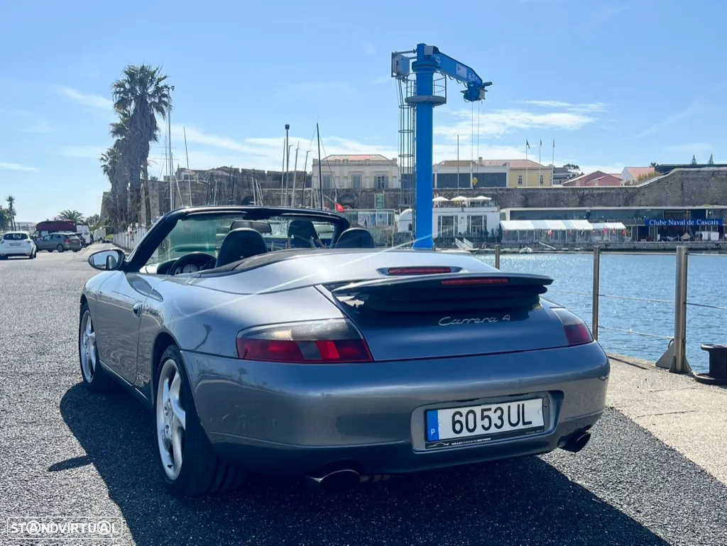 Porsche 911 (996) - 8