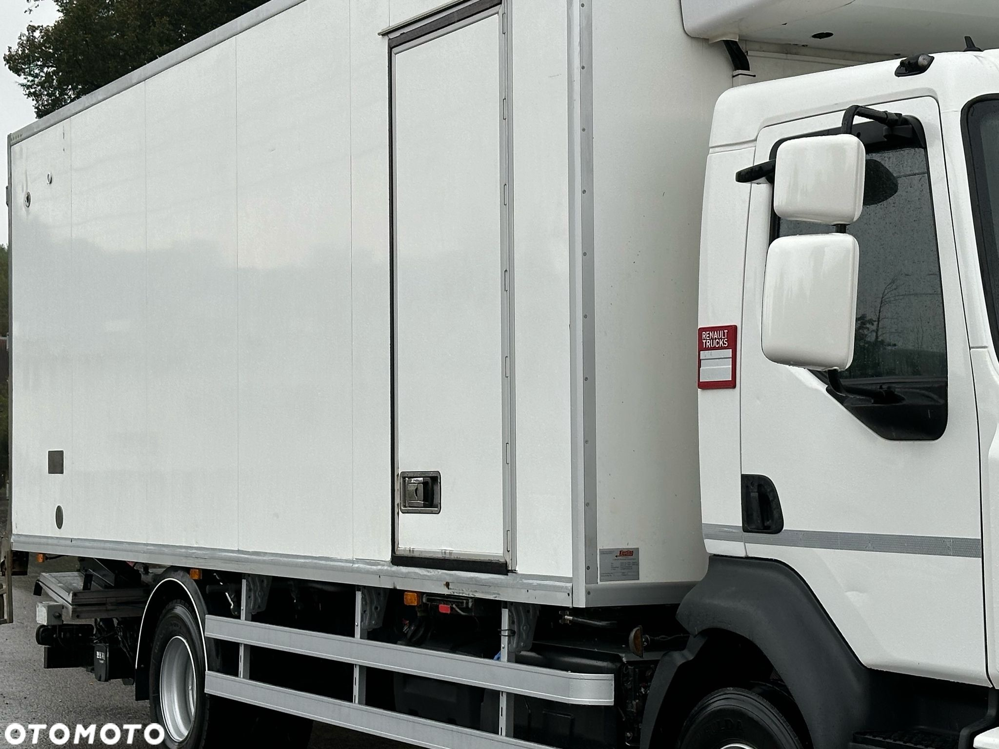 Renault D 14 / 240 / CHŁODNIA / WINDA / 16 EUROPALET / 6.7 M DŁUGOŚCI / BI-TEMPERATURA / CARRIER SUPRA 850 - 15