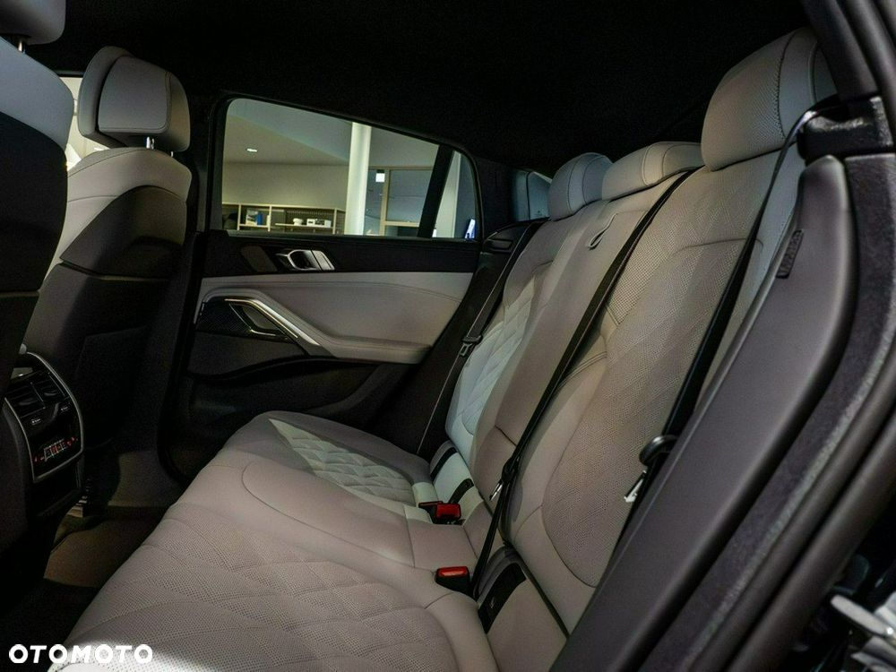 BMW X6 - 16