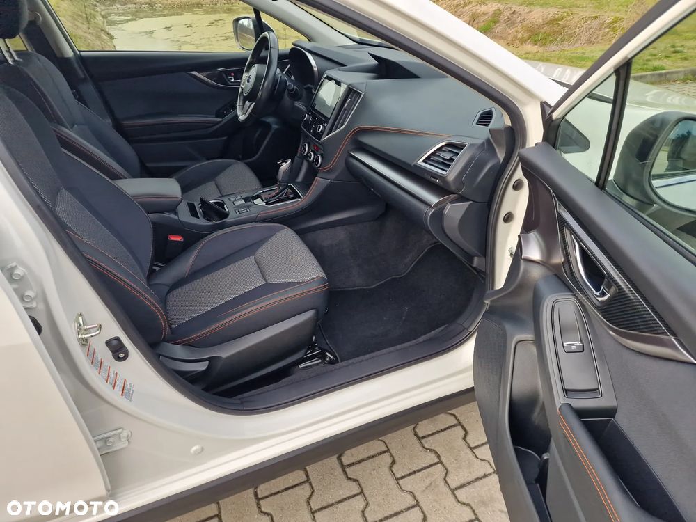 Subaru XV 2.0i Exclusive (EyeSight) Lineartronic - 16