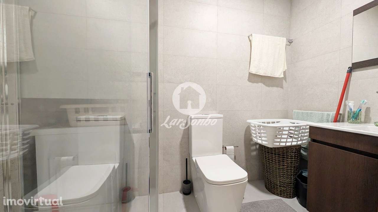 Apartamento T1 na 1º linha de Praia na Póvoa de Varzim - Grande imagem: 5/17