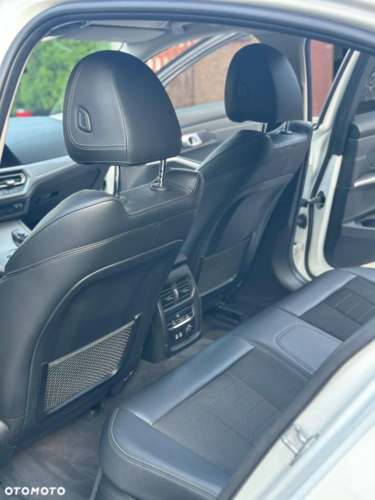 BMW Seria 3 320d Sport - 20