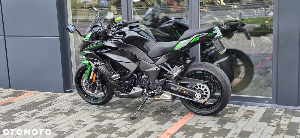 Kawasaki Ninja 1000 SX - 27