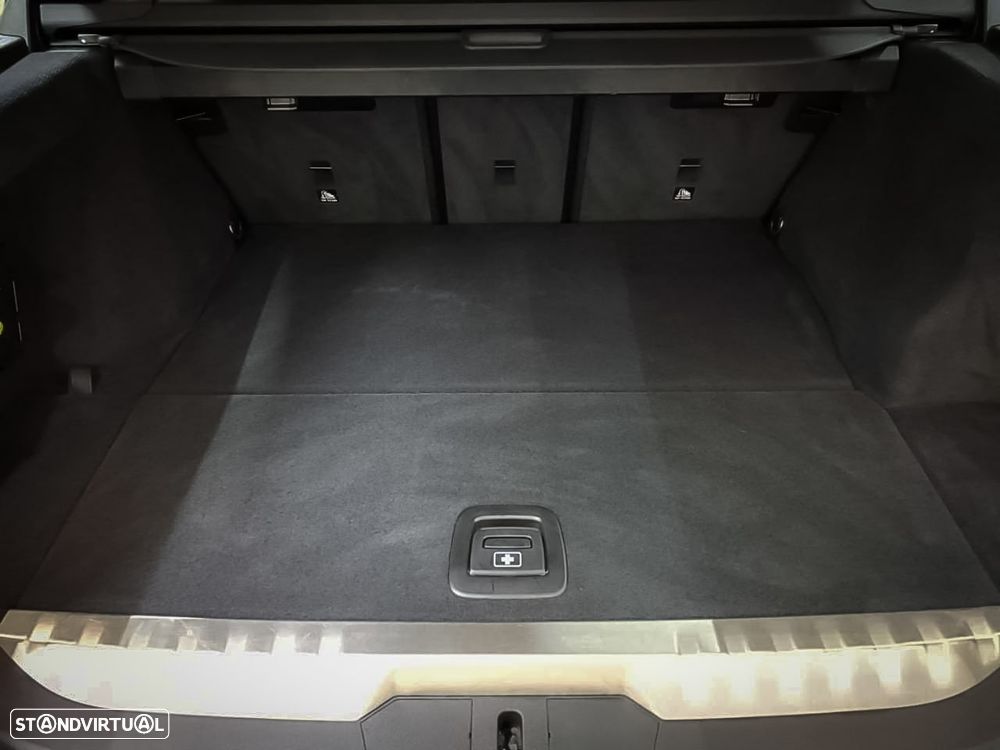 BMW 320 e Aut. Sport Line - 13