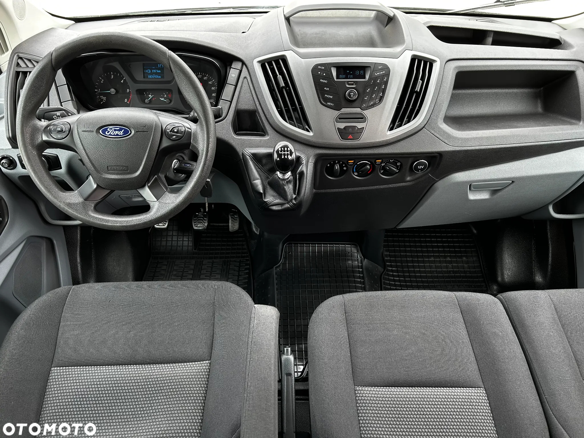 Ford Transit - 11