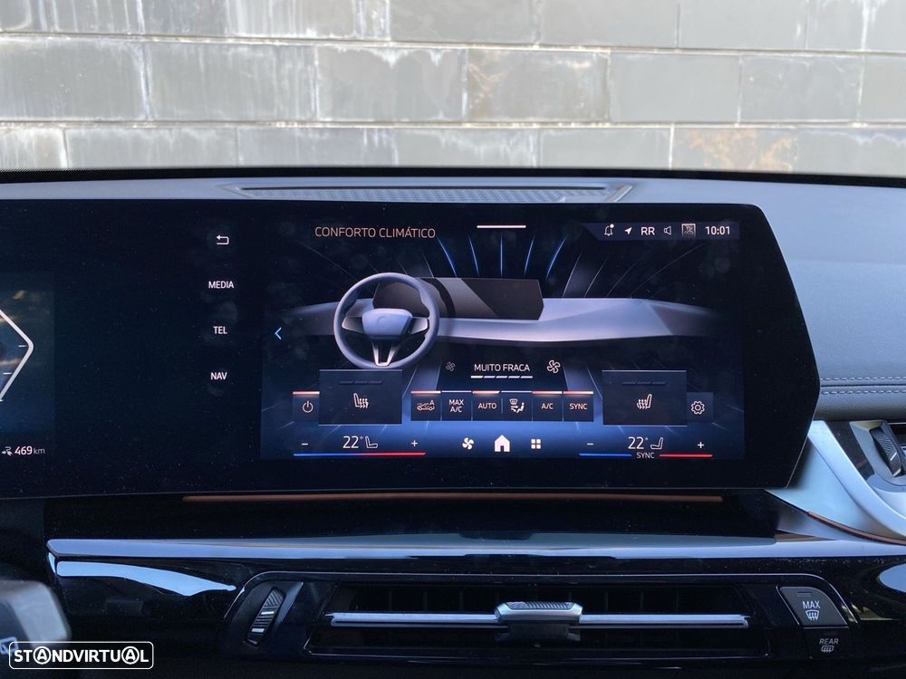 BMW iX1 eDrive20 xLine - 12