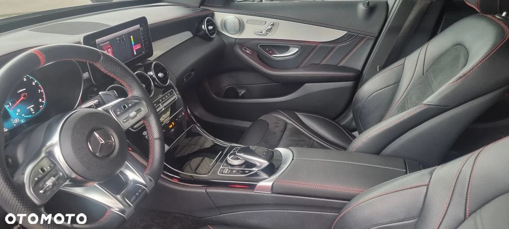 Mercedes-Benz Klasa C AMG 43 4Matic AMG TCT 9G - 16
