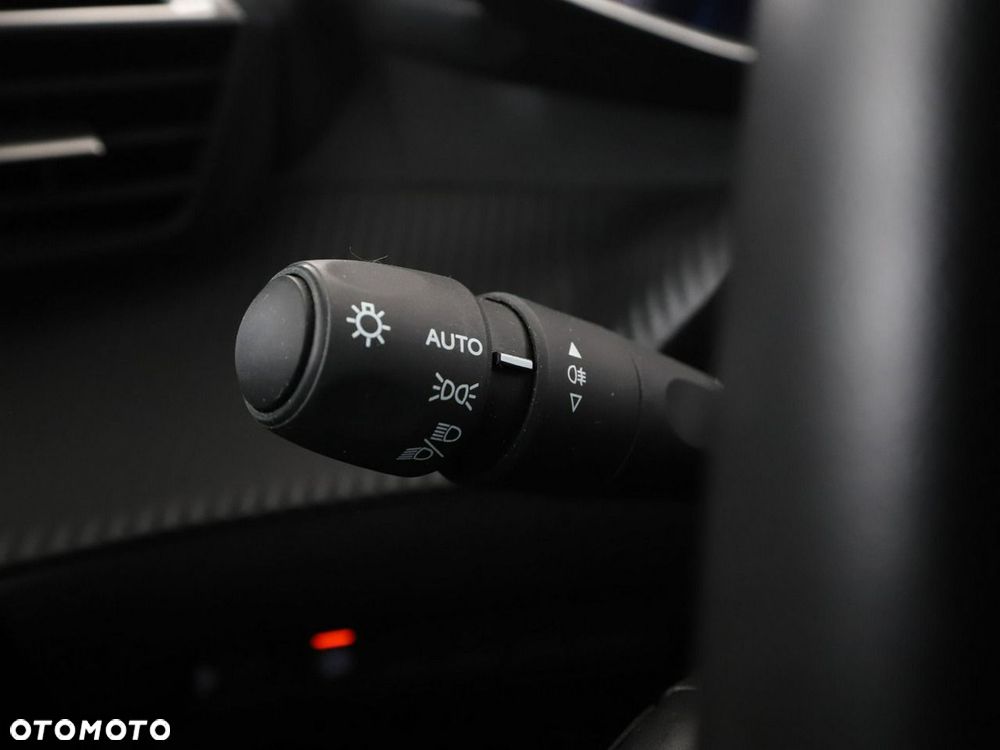 Peugeot 2008 PureTech 130 Allure Pack - 34