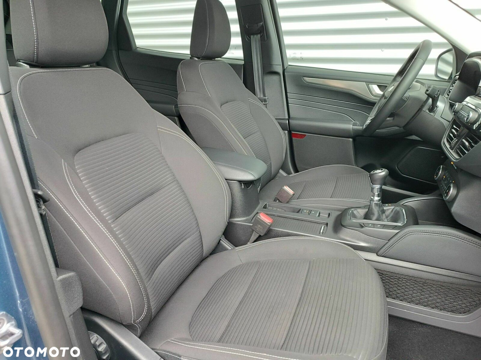Ford Kuga 1.5 EcoBoost FWD Titanium - 29