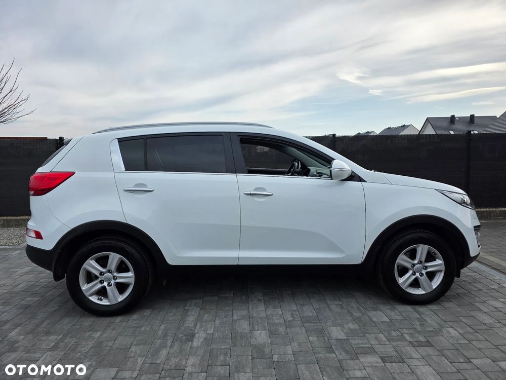 Kia Sportage 1.6 GDI 2WD Fifa World Cup Edition - 3