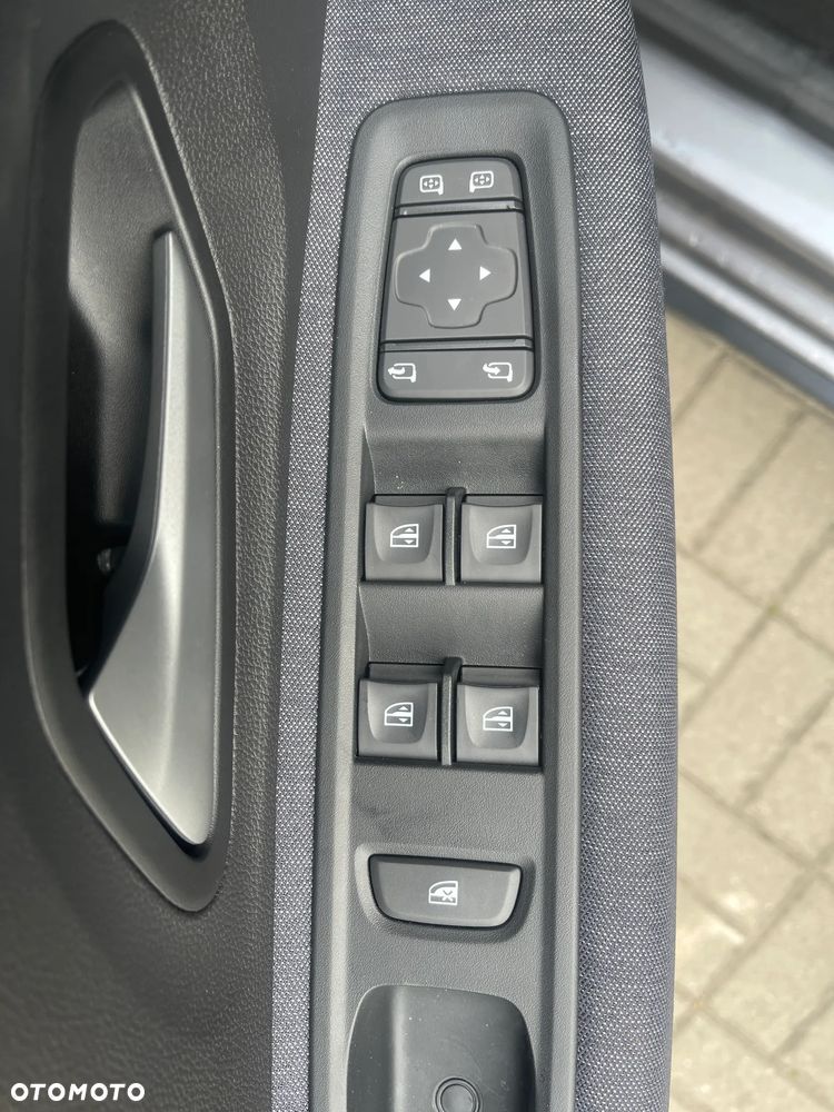 Dacia Jogger 1.8 Full Hybrid 155 Journey MMT 7os - 9