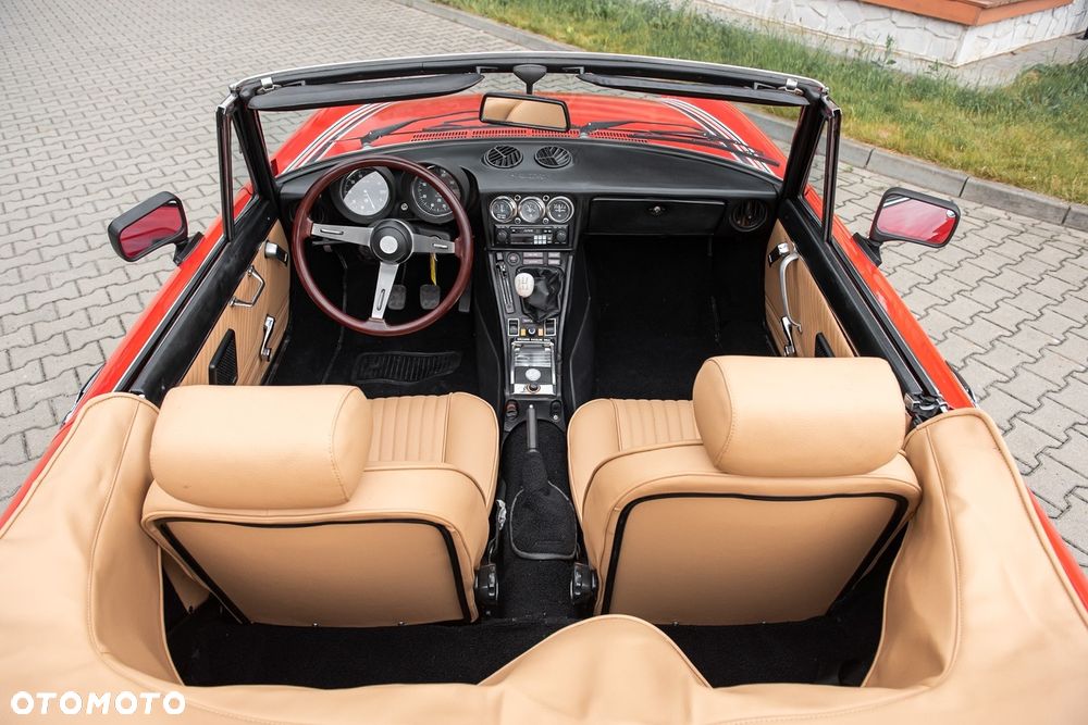 Alfa Romeo Spider - 19