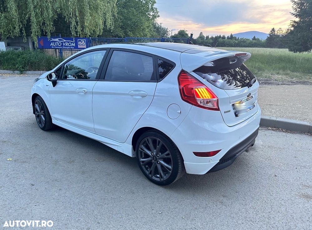 Ford Fiesta 1.0 Start Stop ST Line - 4