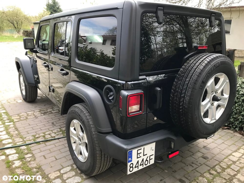 Jeep Wrangler 2.0 T-GDI Hardtop AWD Automatik Sport - 6