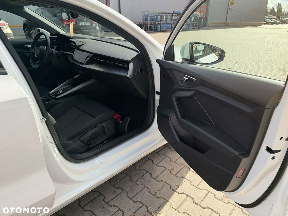Audi A3 Sportback 1.5 TFSI S tronic - 18