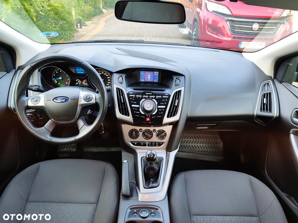 Ford Focus - 24