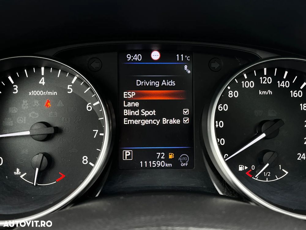 Nissan Qashqai 1.3 DIG-T DCT ACENTA - 26