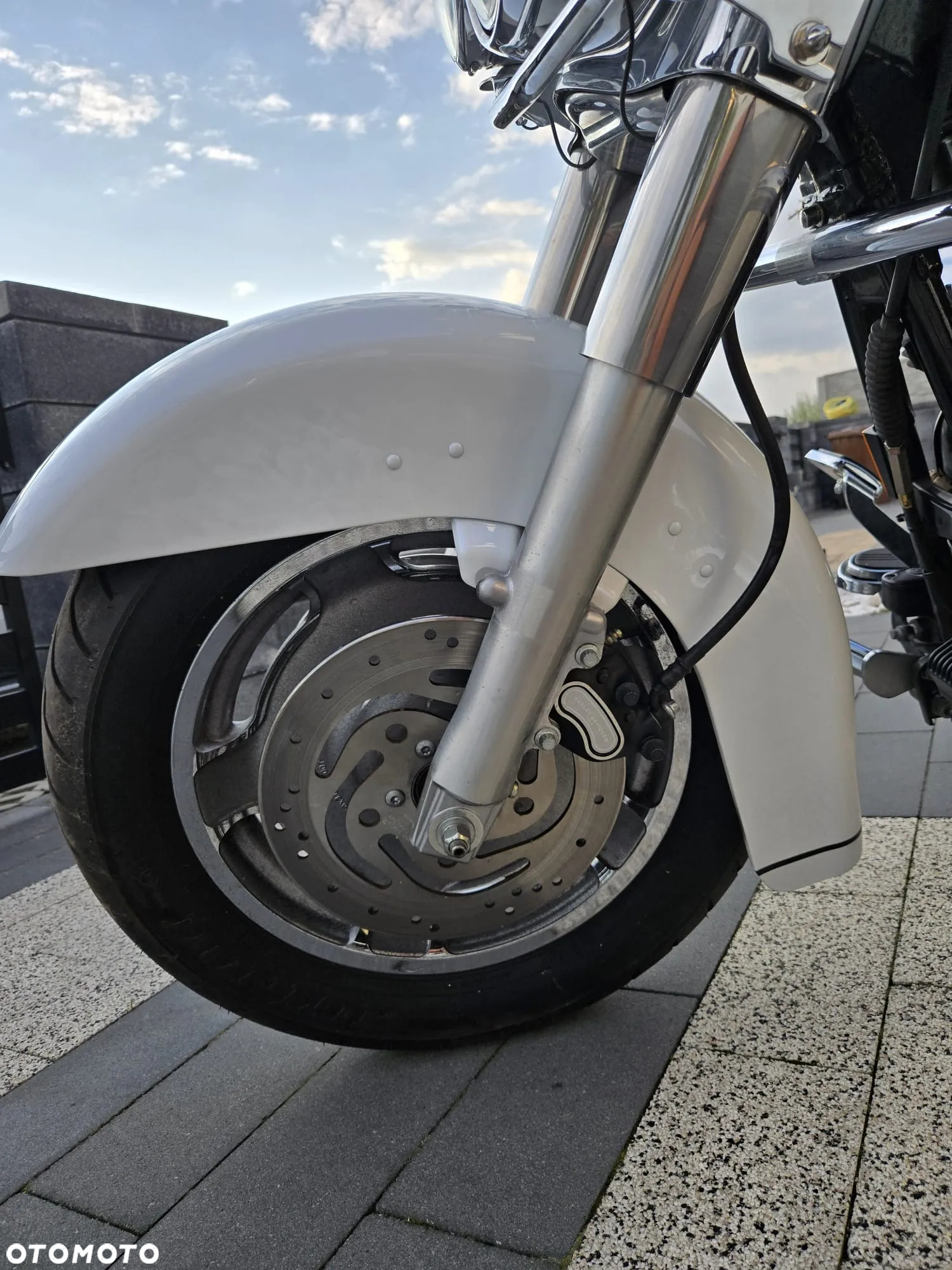 Harley-Davidson Touring Road King - 13