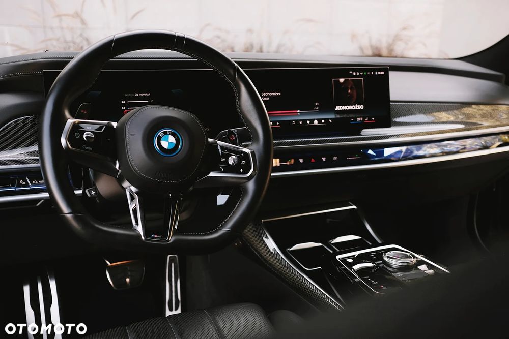 BMW Seria 7 - 23