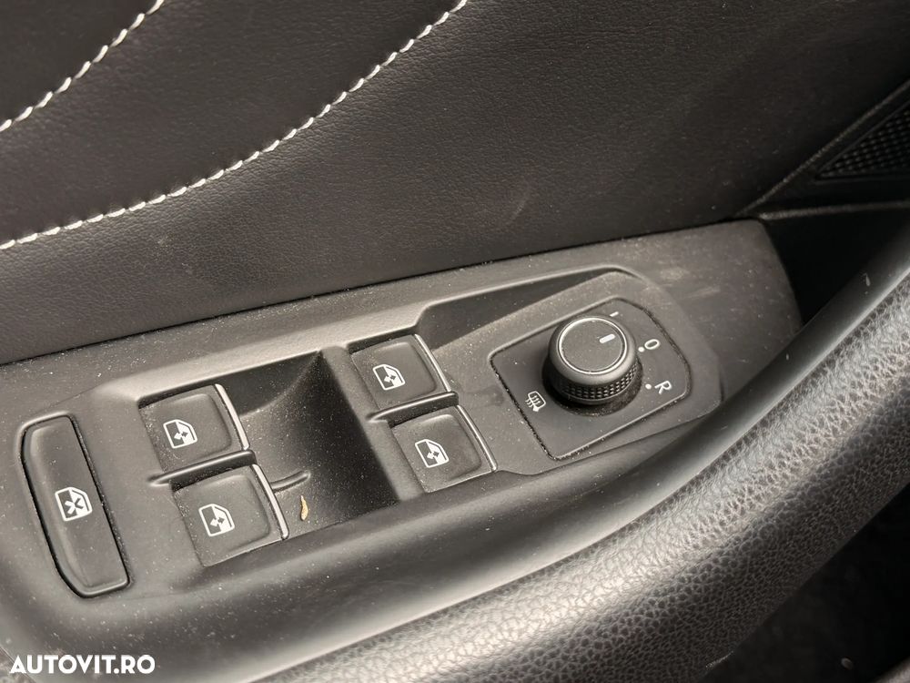 Volkswagen Passat 2.0 TDI DSG 4Motion R Executive - 22