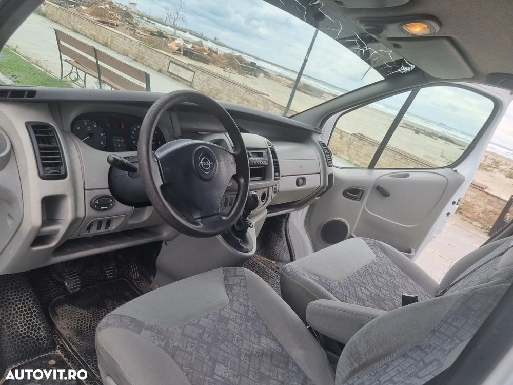 Opel Vivaro - 3