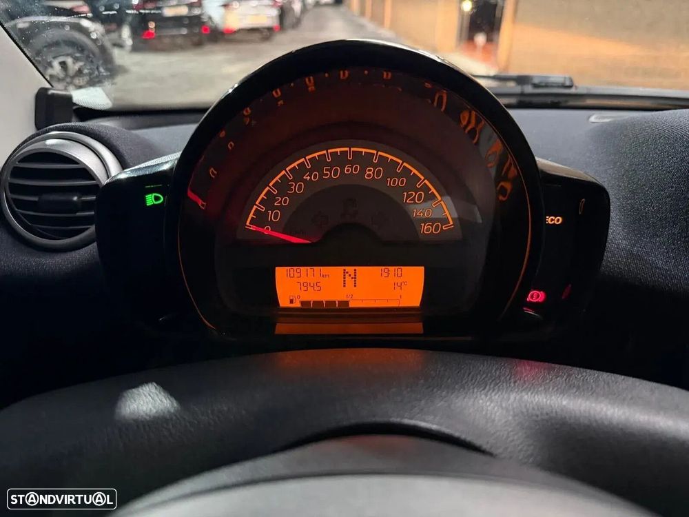 Smart ForTwo Coupé 1.0 mhd Pure 61 - 6