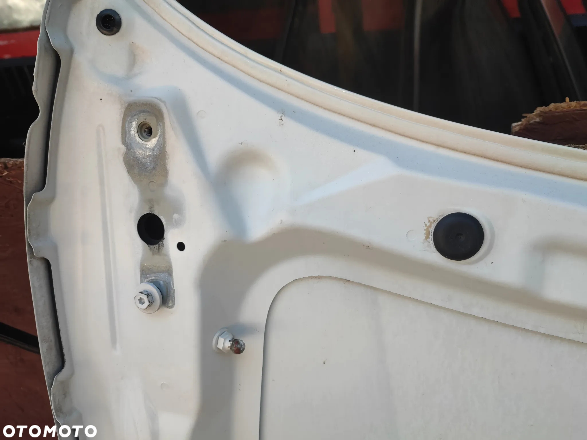 BMW E81 / E82 / E87 / E87LCI / E88  ORYGINALNA MASKA PZEDNIA / POKRYWA SILNIKA PRZÓD W KOLORZE BIAŁYM  ALPINEWEISS III O KODZIE A300 O NR. 41 62 7 162 102 / 41 61 4 415 290 / 41 62 7 134 070 OEM W DOBRYM STANIE - 22