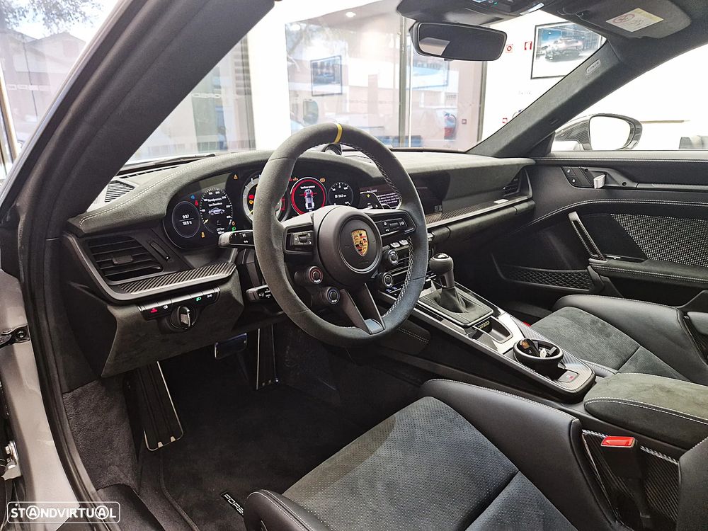 Porsche 911 (992) GT3 RS - 20