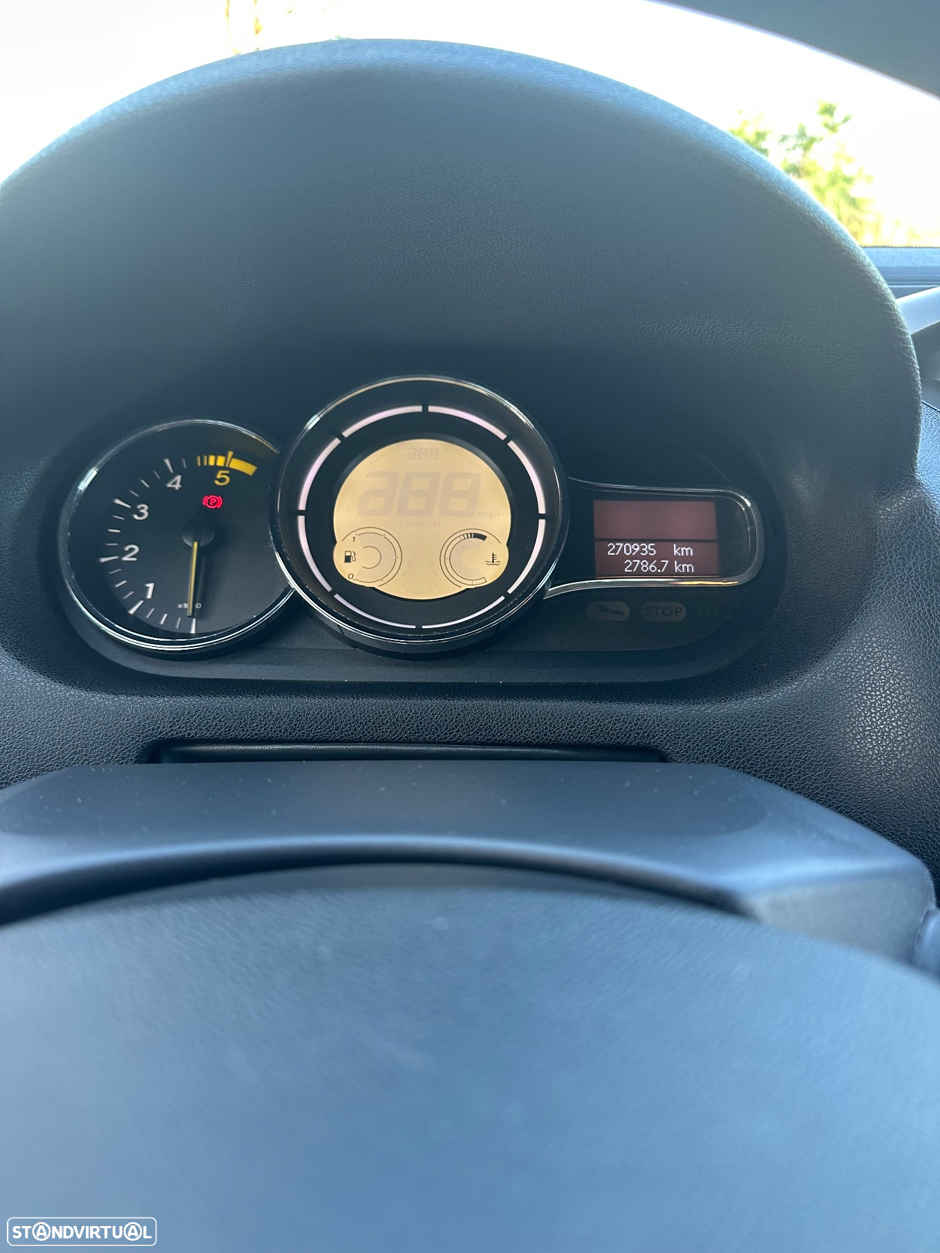 Renault Mégane Sport Tourer - 13