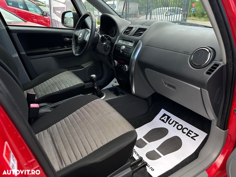 Suzuki SX4 1.6 VVT 4x4 Style - 10