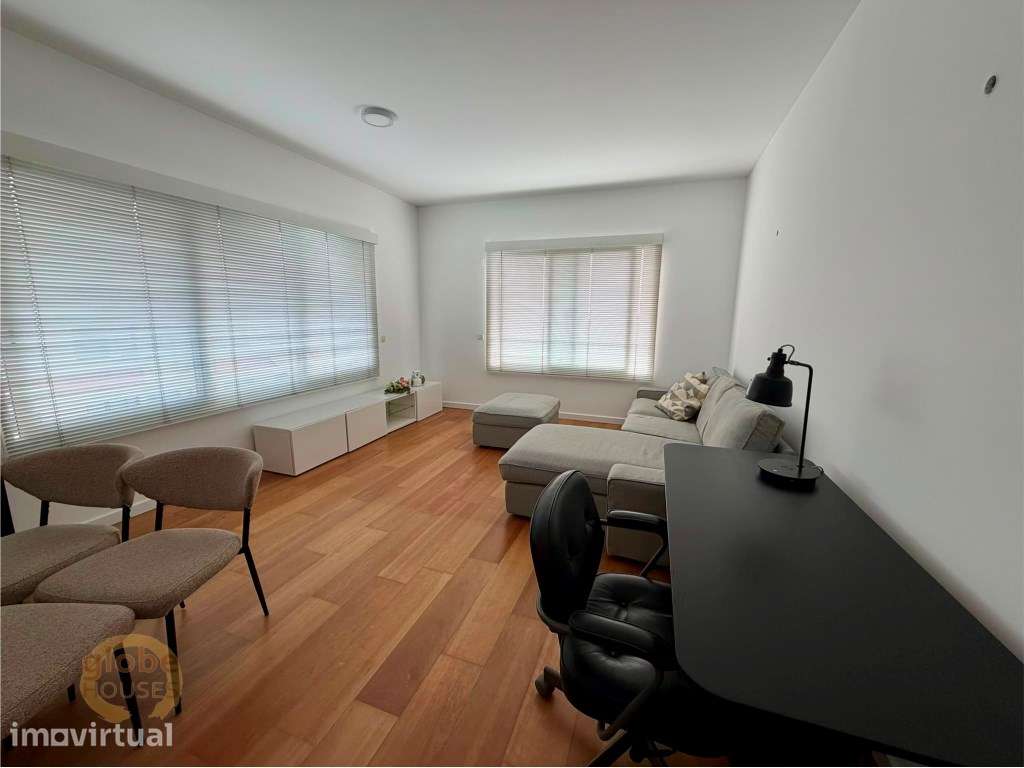 Apartamento T1 com 2 lugares de Parqueamento - Grande imagem: 4/16