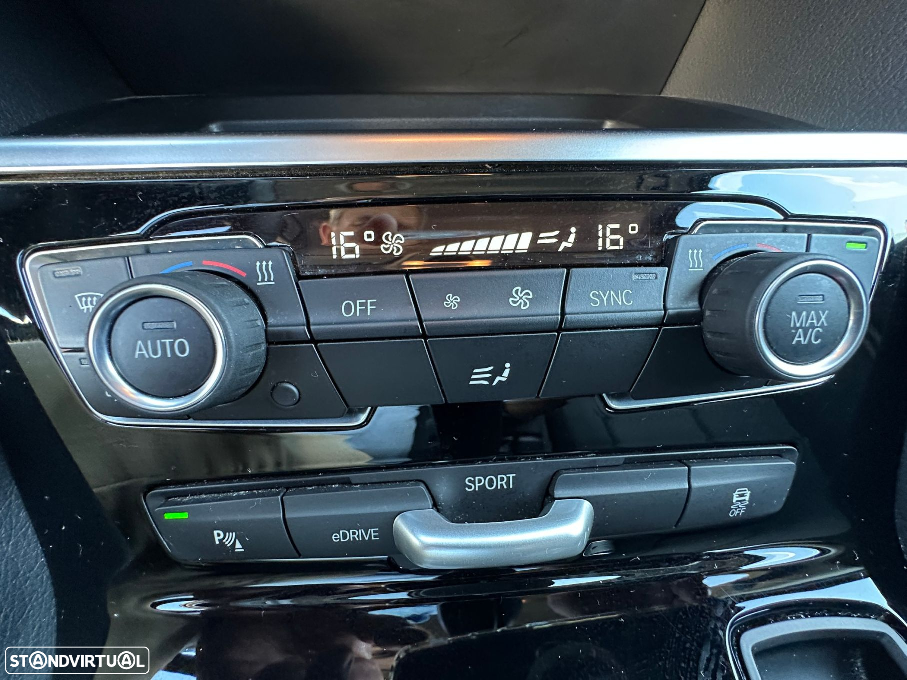 BMW 225xe Active Tourer Advantage - 25