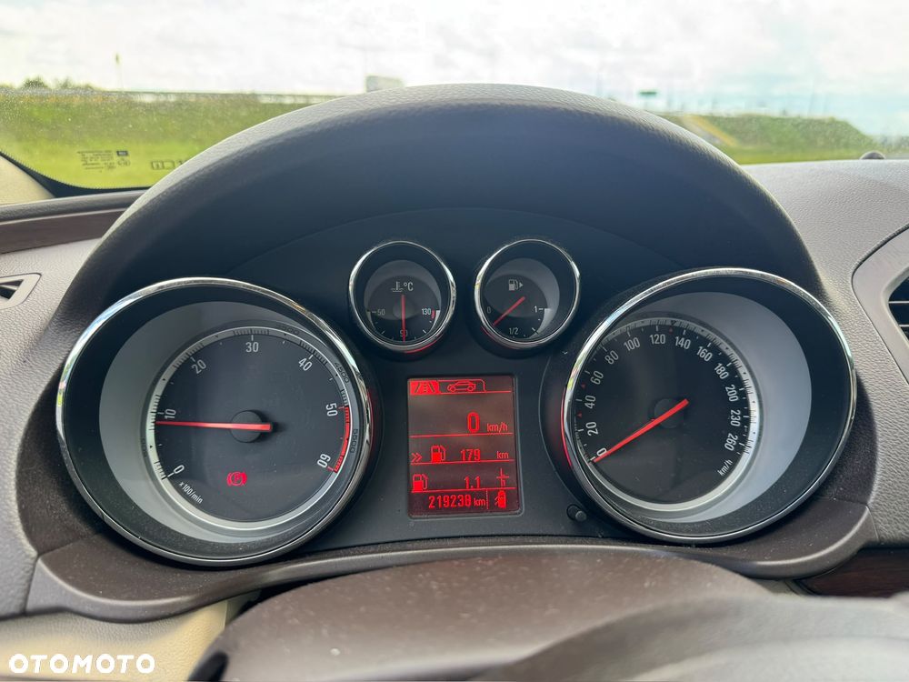 Opel Insignia 2.0 CDTI Cosmo - 8