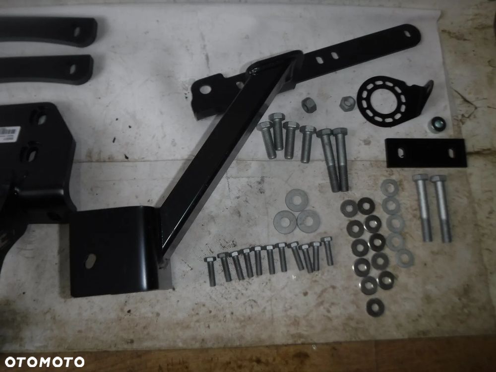 TOYOTA LAND CRUISER J150 hak holowniczy nowy oryginał - 9