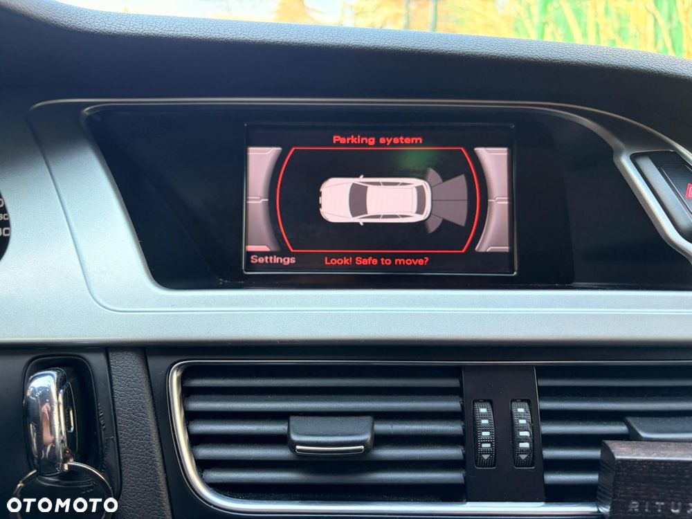 Audi A4 Avant - 31