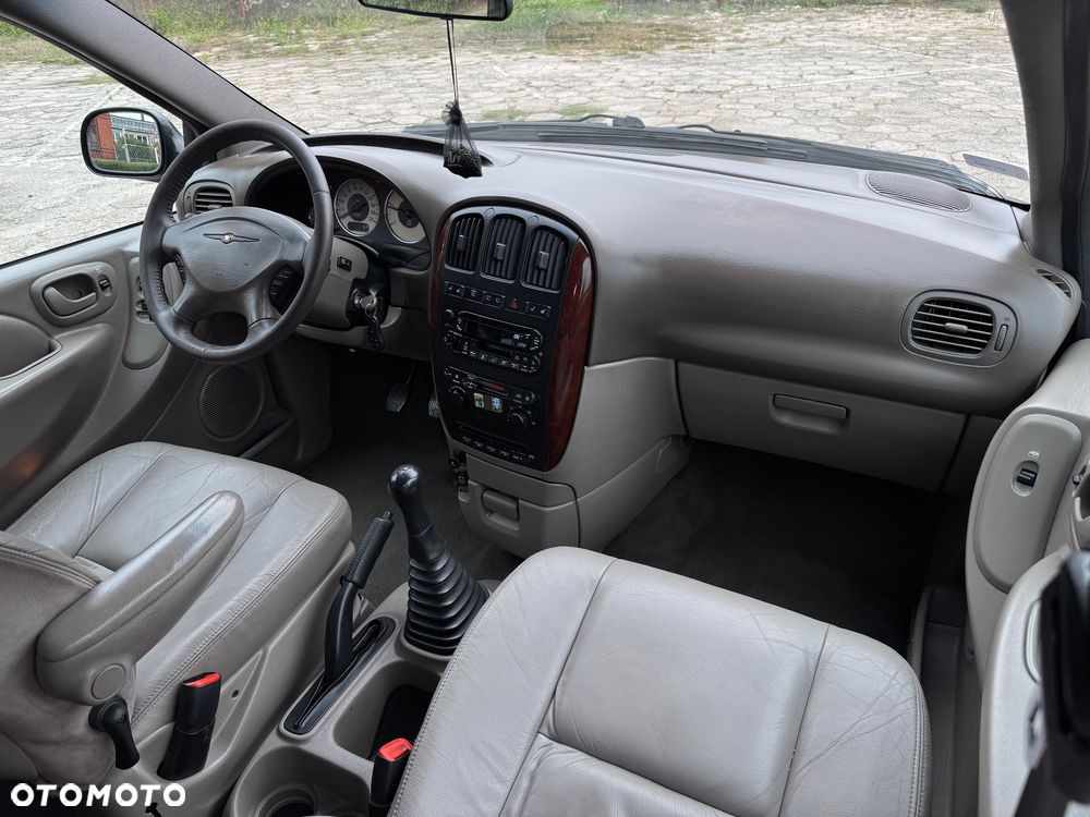 Chrysler Voyager 2.5L CRD LX - 7