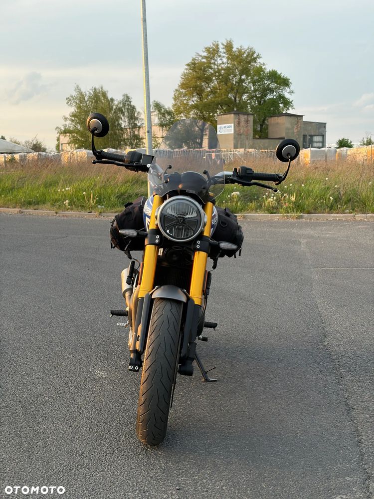 Triumph Speed Four - 2