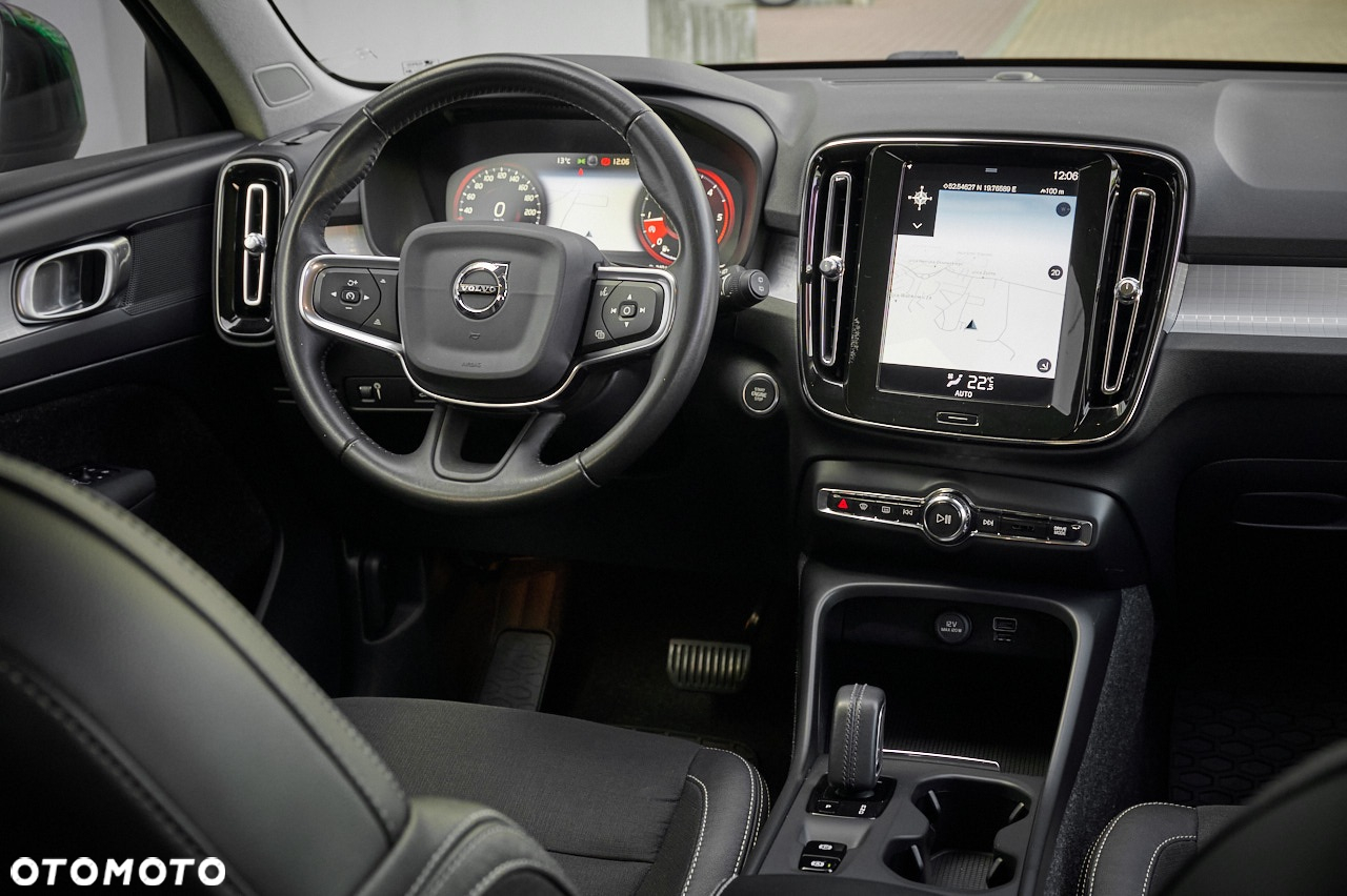 Volvo XC 40 D3 R-Design - 30
