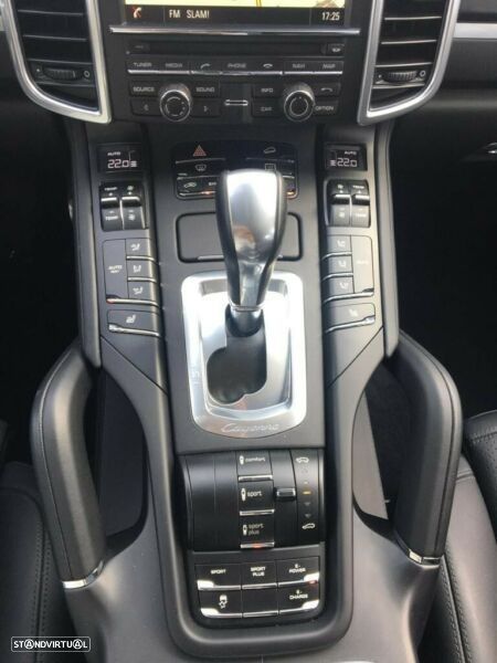 Porsche Cayenne S Tiptronic S - 9