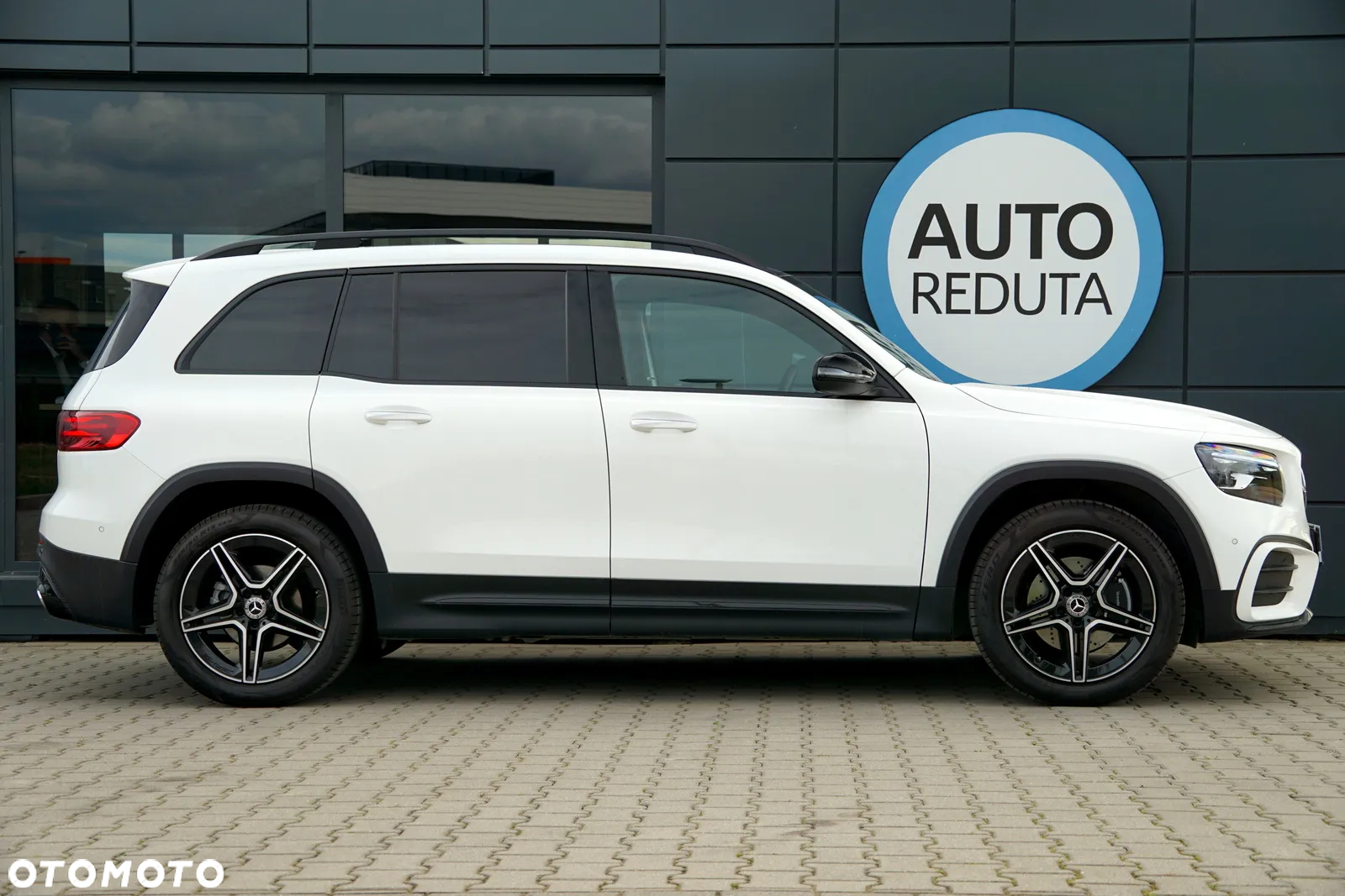 Mercedes-Benz GLB 200 AMG Line 7G-DCT - 8