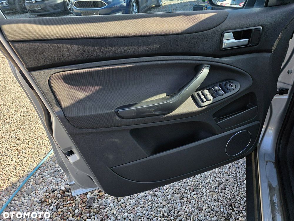 Ford Kuga 2.0 TDCi Titanium - 4