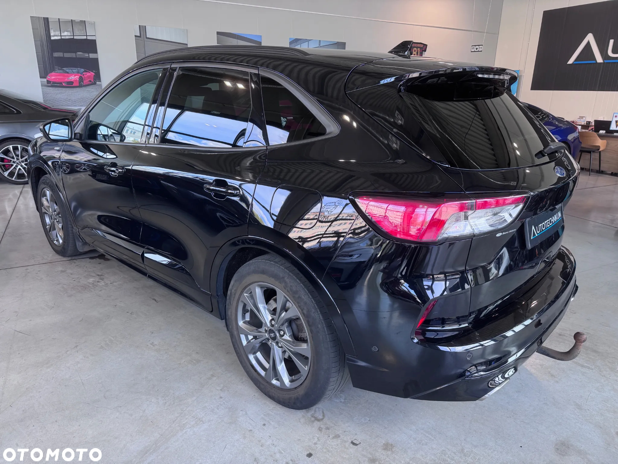 Ford Kuga 1.5 EcoBoost FWD ST-Line - 8