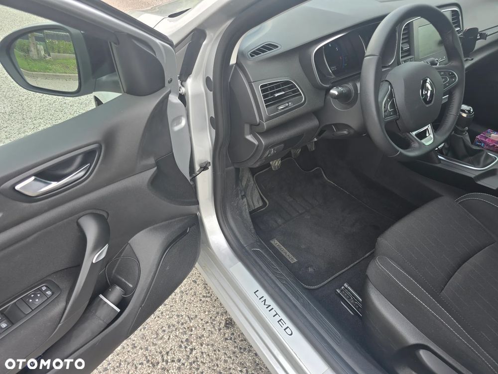 Renault Megane 1.3 TCe FAP Limited - 11