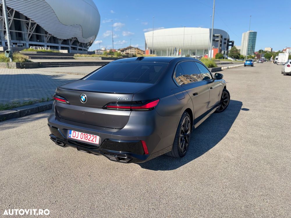 BMW Seria 7 - 1