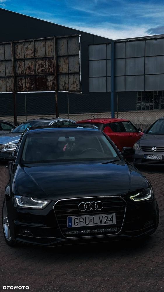 Audi A4 Avant 2.0 TDI Quattro S tronic - 4